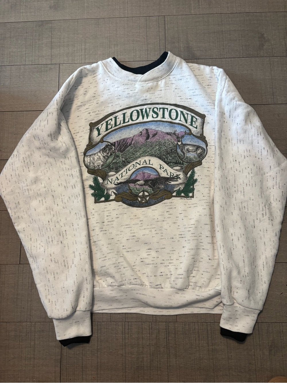 Vintage Yellowstone National Park Graphic Crewneck Sweatshirt